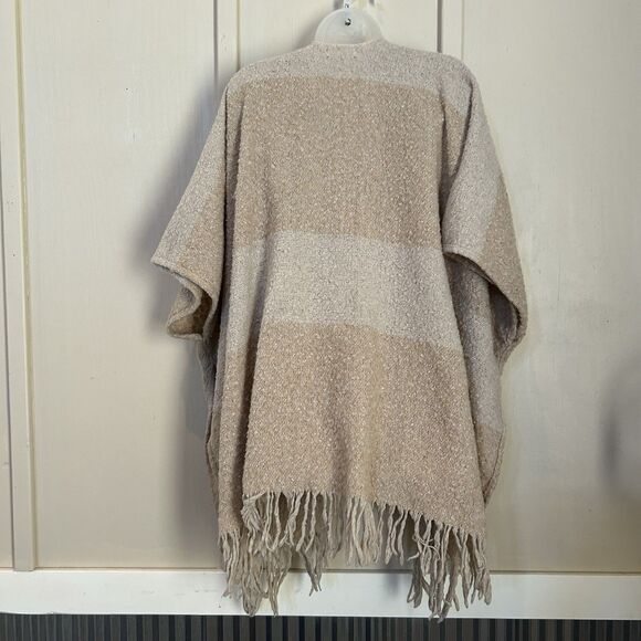 Womens Shawl One Size Beige Fringe Western Rodeo Layering Soft - Picture 3 of 8